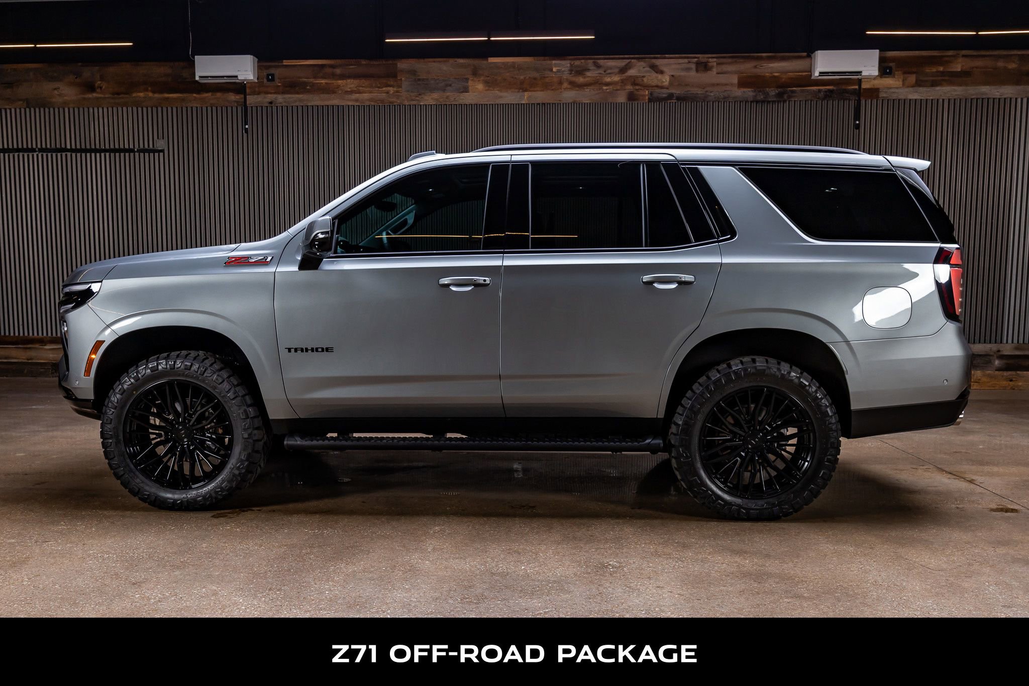 Used 2025 Chevrolet Tahoe Z71 w/ Z71 Off-Road Package AWD/4WD image 6