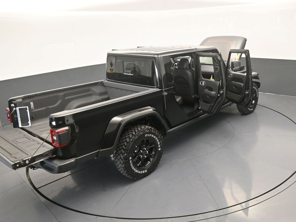 Used 2024 Jeep Gladiator Sport AWD/4WD image 64