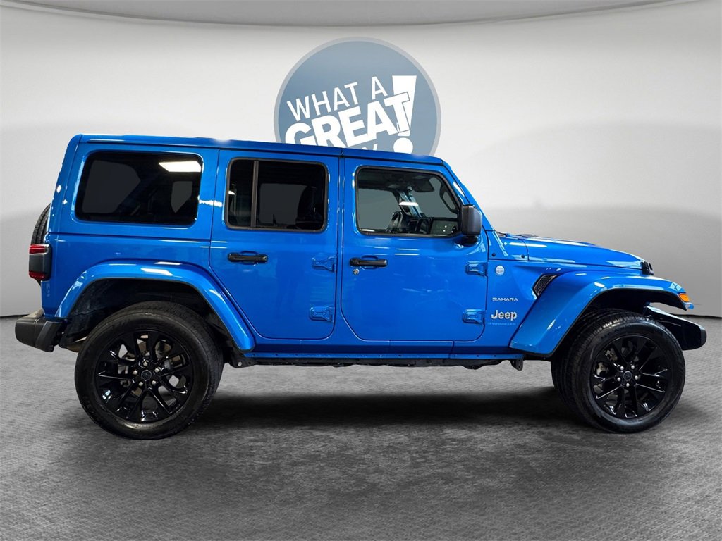 Used 2024 Jeep Wrangler Unlimited Sahara image 2
