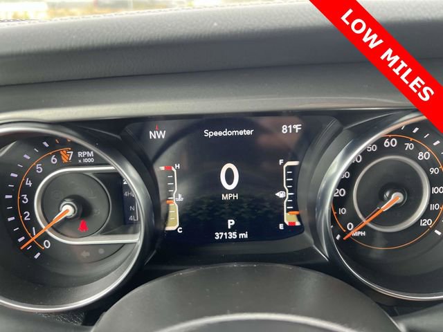 Used 2021 Jeep Gladiator Overland w/ Cold Weather Group image 32