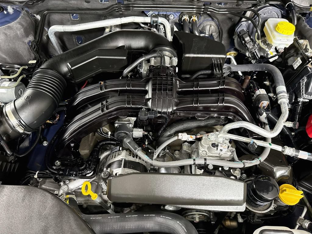 Certified 2025 Subaru Outback Premium AWD/4WD image 36