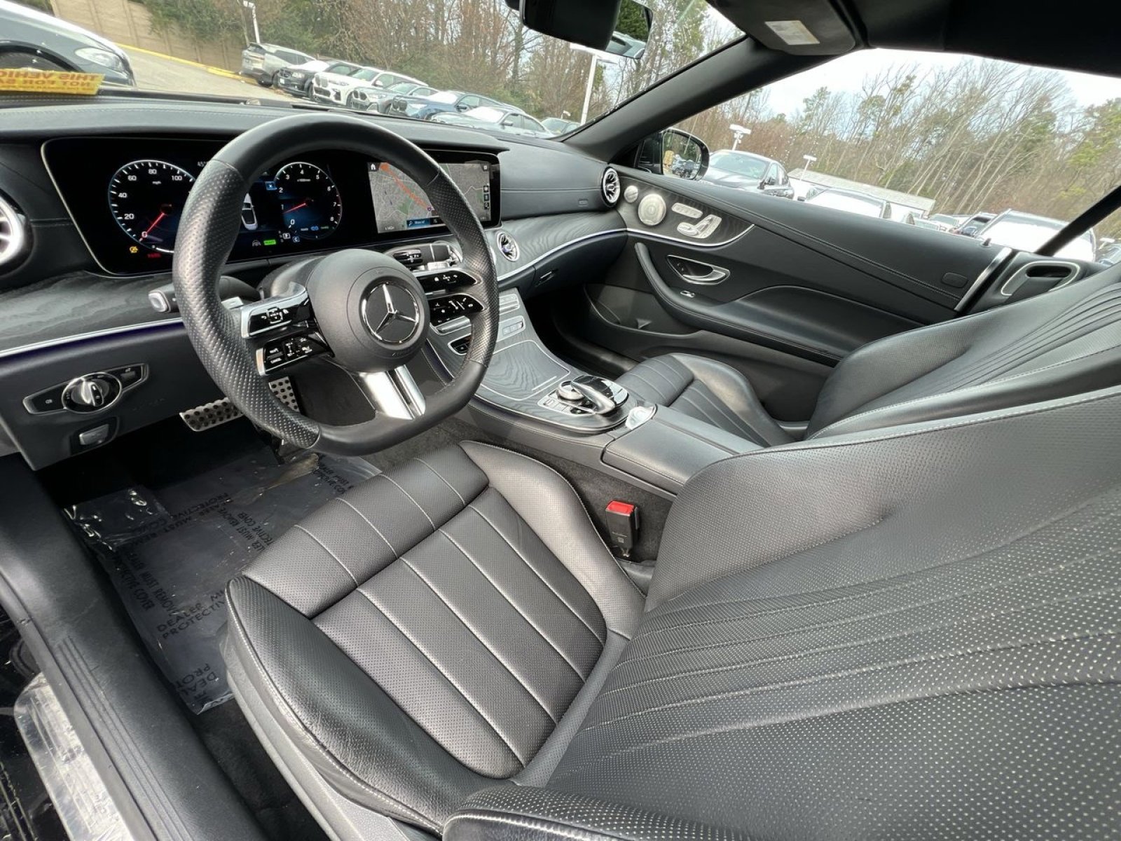 Used 2023 Mercedes-Benz E 450 4MATIC Cabriolet image 2