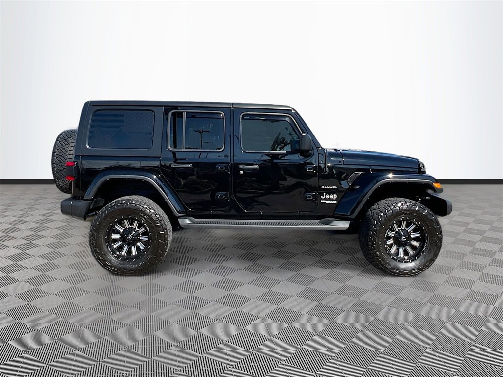 Used 2022 Jeep Wrangler Unlimited Sahara w/ LED Lighting Group image 8