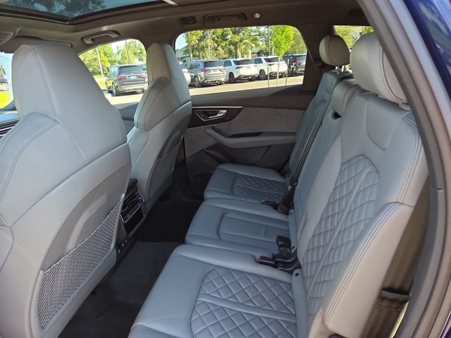 Used 2020 Audi SQ7 Premium Plus w/ Driver Assistance Package AWD/4WD image 27