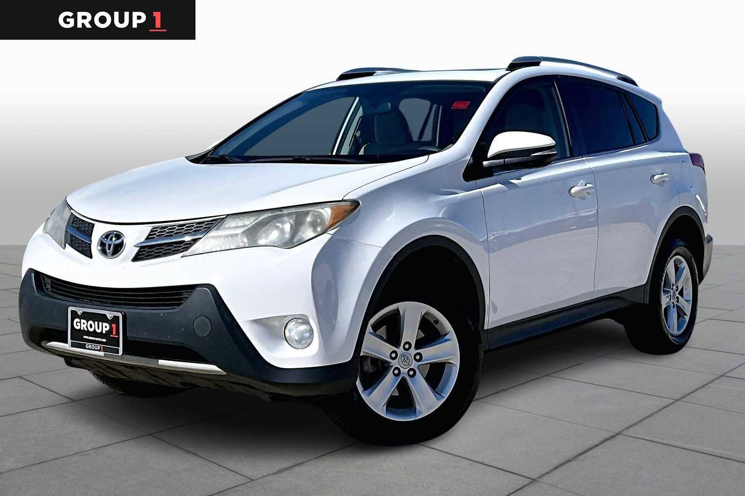 Used 2013 Toyota RAV4 XLE image 1