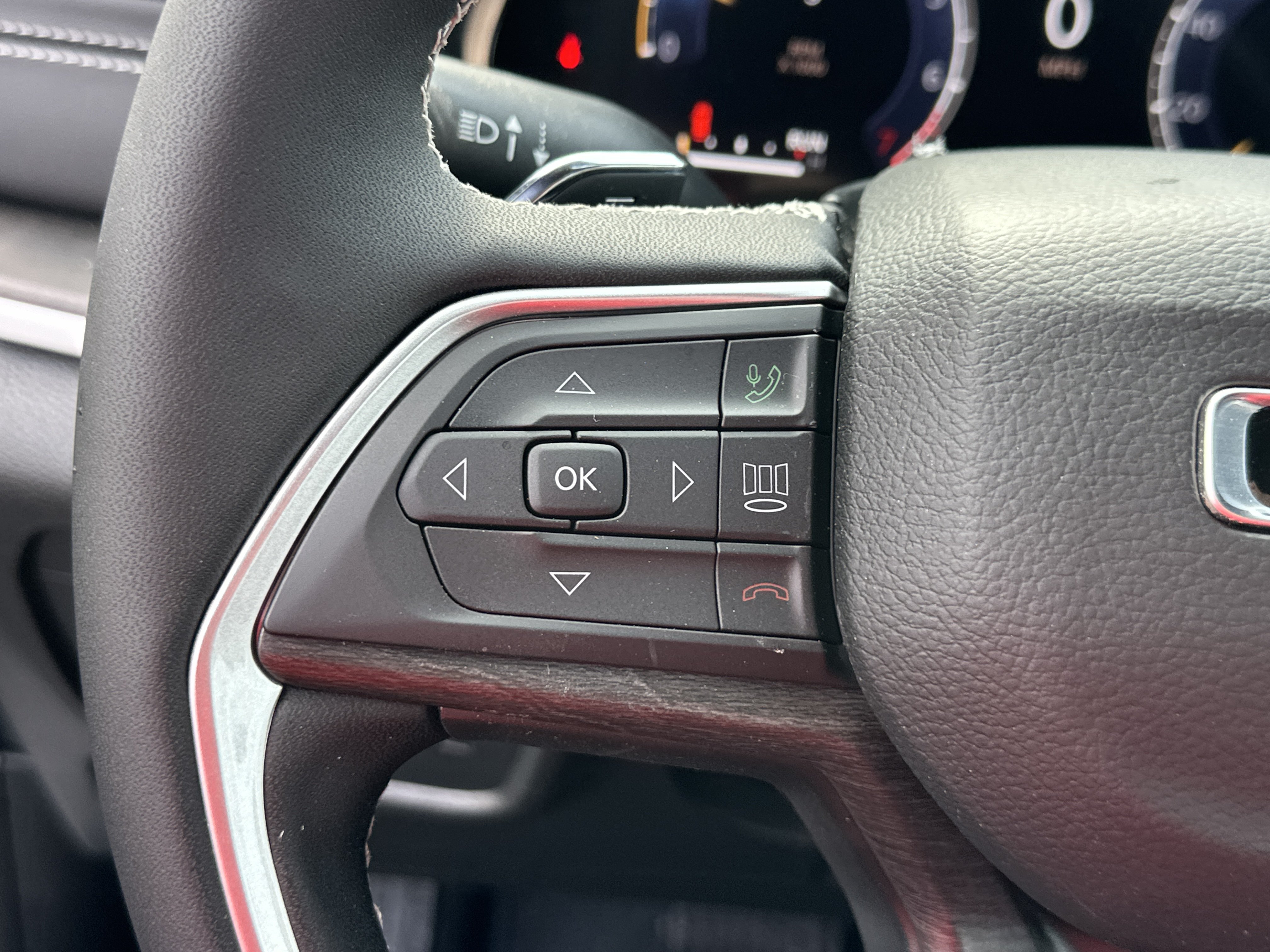 New 2026 Jeep Grand Cherokee Altitude AWD/4WD image 11