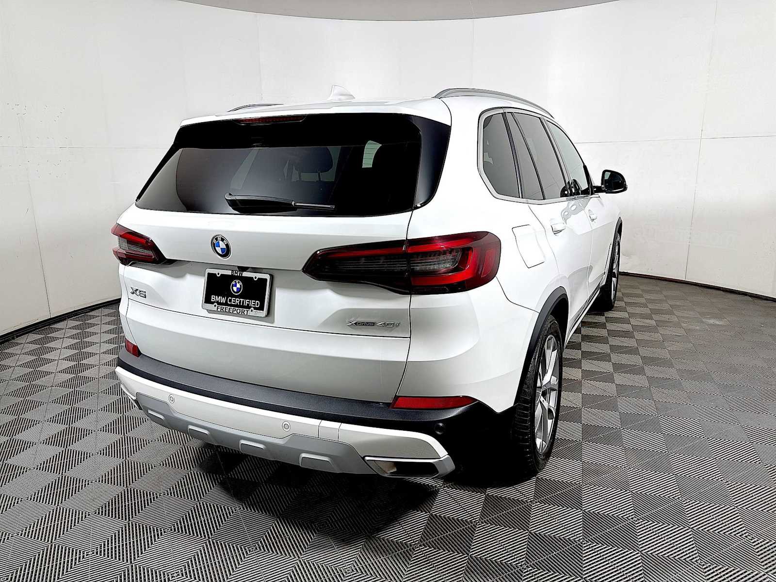 Certified 2023 BMW X5 xDrive40i w/ Premium Package image 6