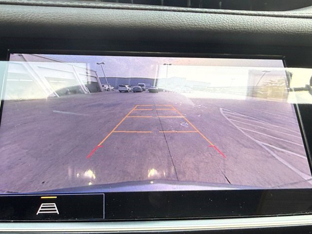 Certified 2023 Cadillac XT6 Luxury FWD image 7