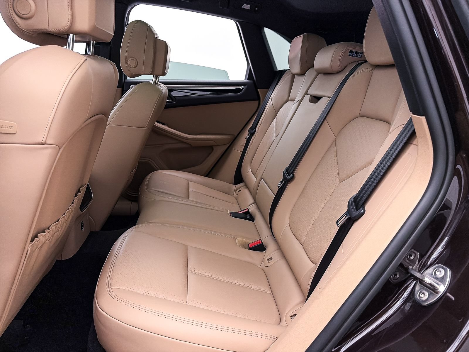 Used 2021 Porsche Macan S w/ Premium Package Plus AWD/4WD image 42