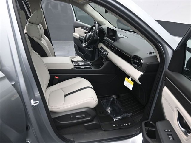 New 2026 Honda Pilot Touring image 39