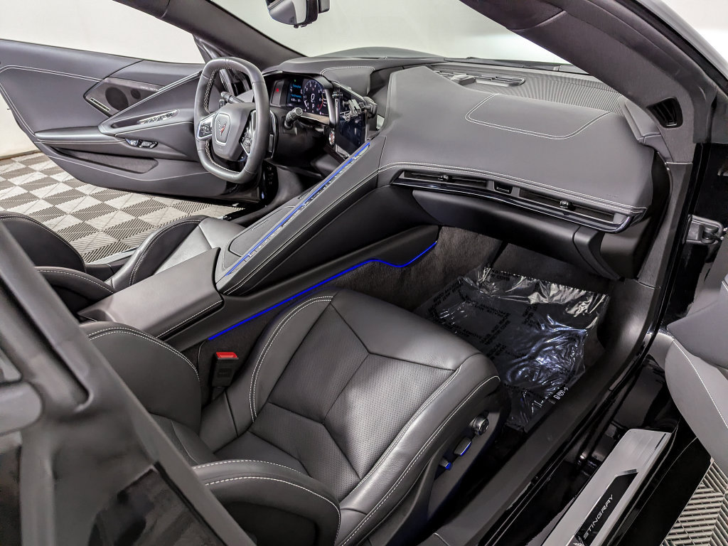 Used 2024 Chevrolet Corvette Stingray Preferred Conv w/ Z51 Performance Package RWD image 49