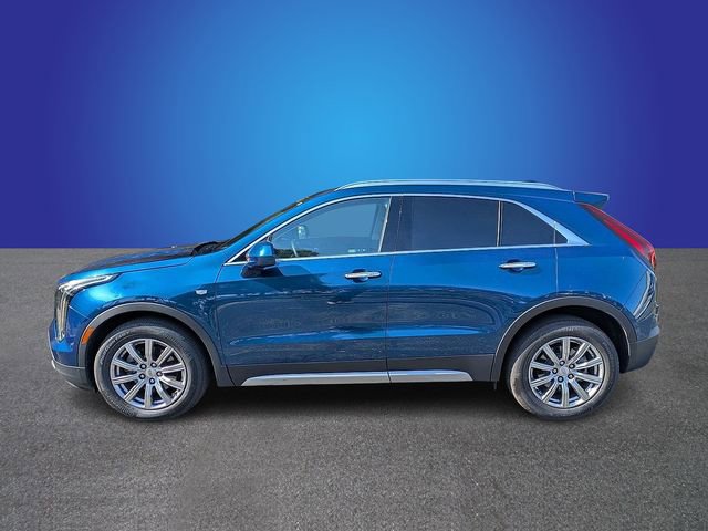 Used 2019 Cadillac XT4 Premium Luxury w/ Technology Package FWD image 2