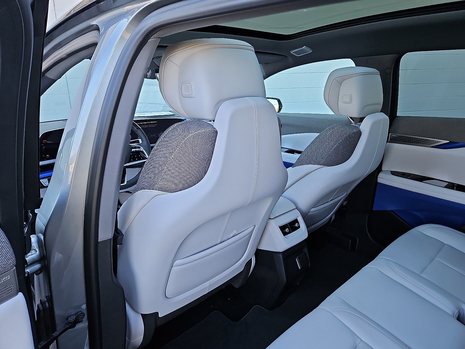 New 2026 Cadillac Optiq Sport 1 image 7