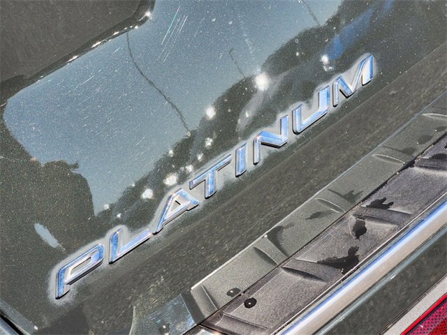 Used 2023 Ford Explorer Platinum w/ Technology Package image 12