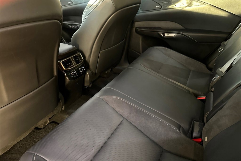 Used 2024 Lexus RX 350 AWD image 11