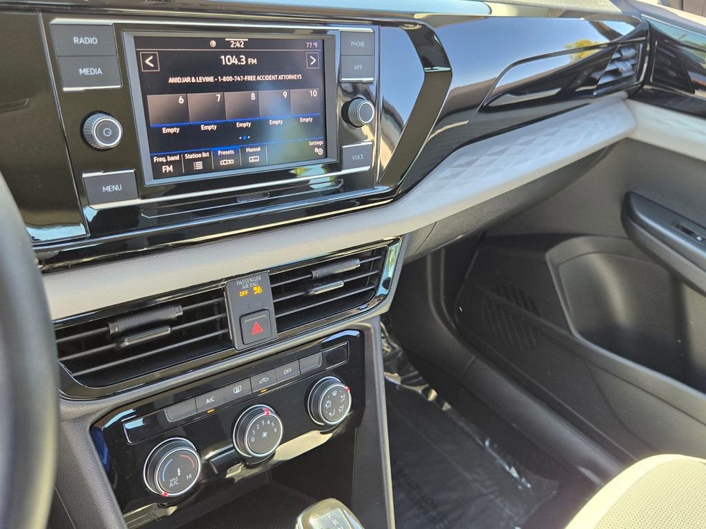 Used 2024 Volkswagen Taos S image 18