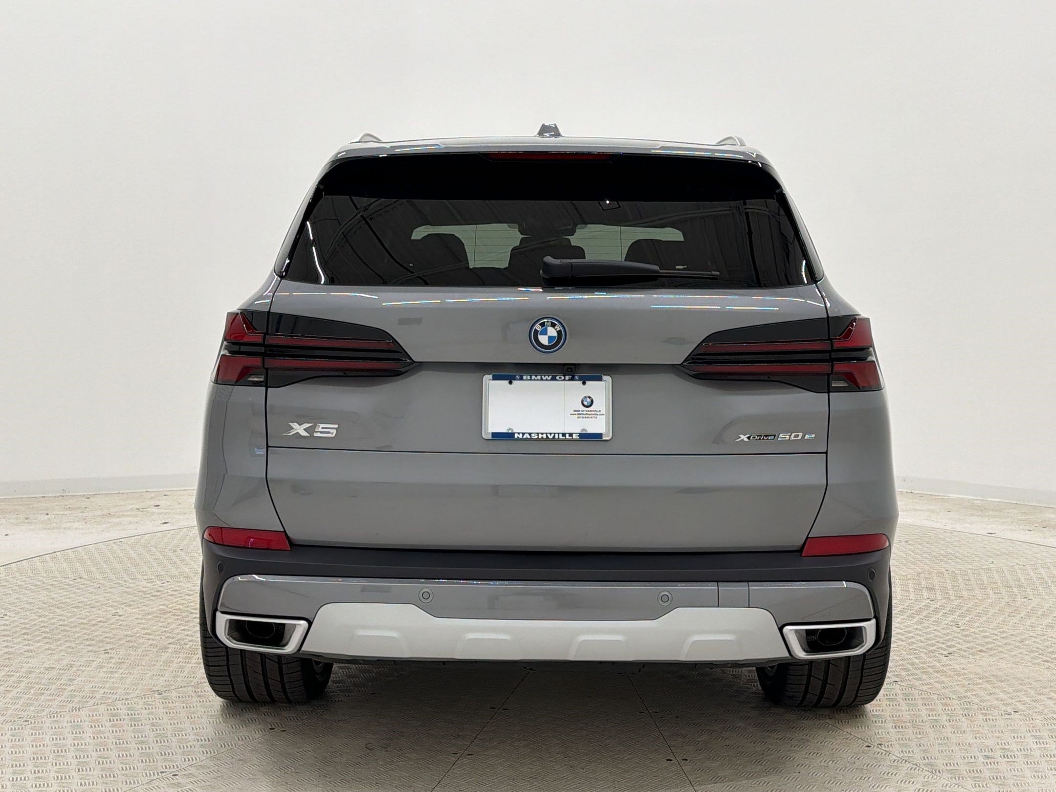 New 2026 BMW X5 xDrive50e w/ Premium Package AWD/4WD image 10