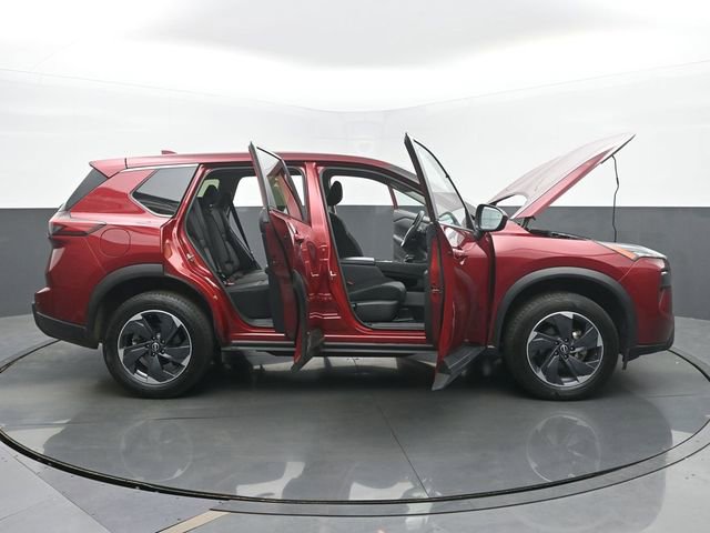 Used 2024 Nissan Rogue SV FWD image 55
