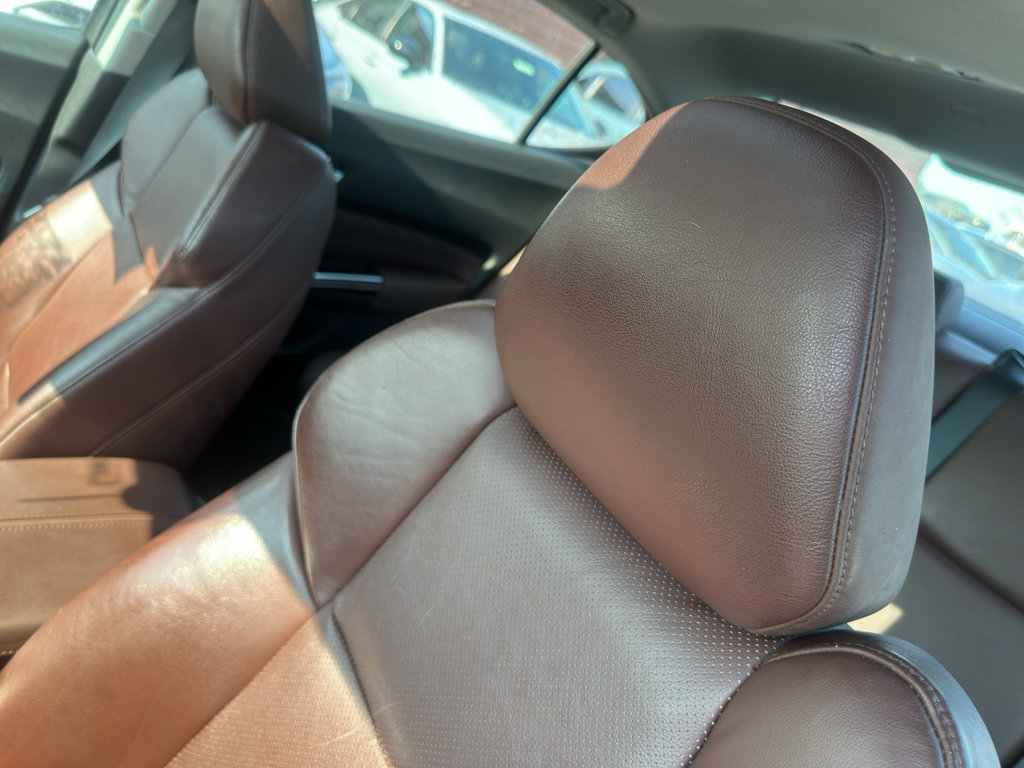 Used 2015 Acura TLX w/ Technology Package FWD image 7