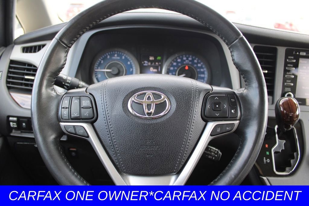 Used 2020 Toyota Sienna Limited Premium image 35