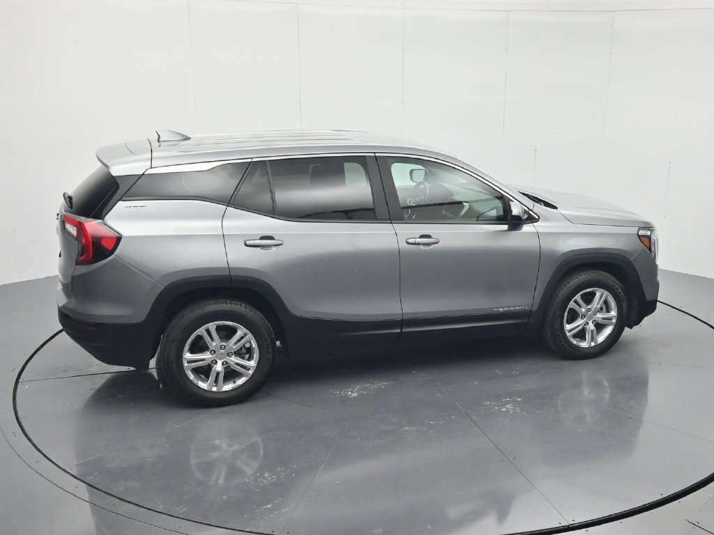 Used 2024 GMC Terrain SLE AWD/4WD image 31