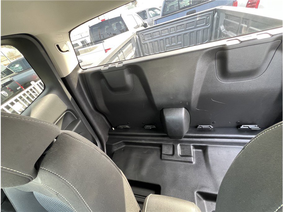 Used 2021 Chevrolet Colorado LT w/ Fleet Safety Package image 18