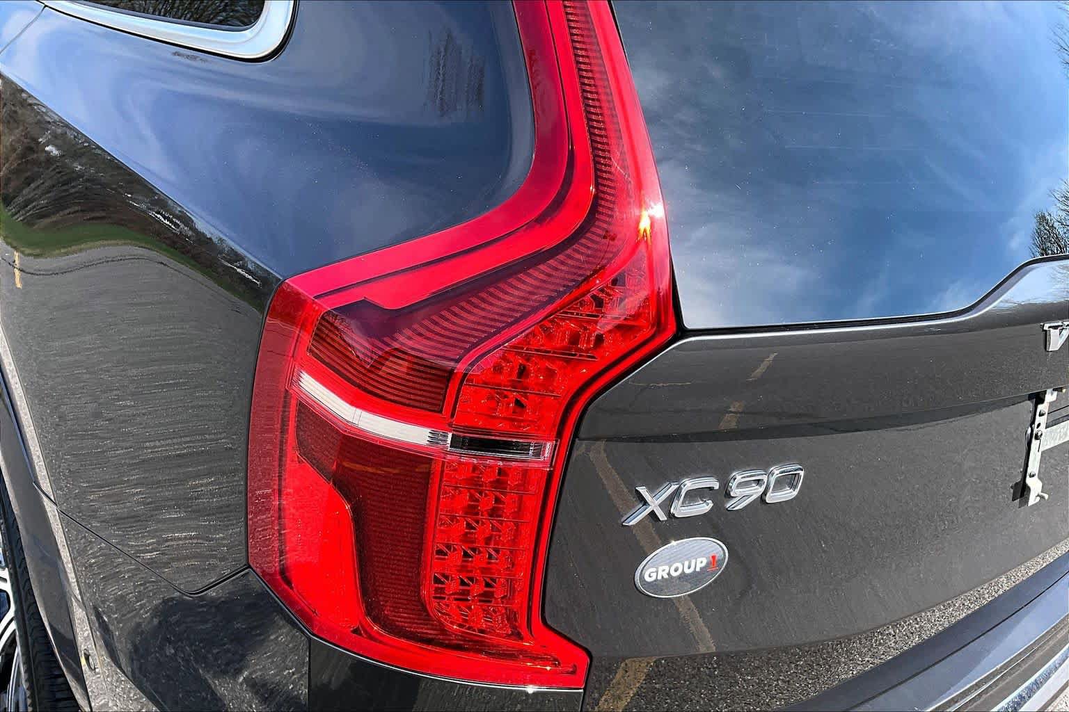 Used 2024 Volvo XC90 T8 Plus w/ Protection Package AWD/4WD image 28