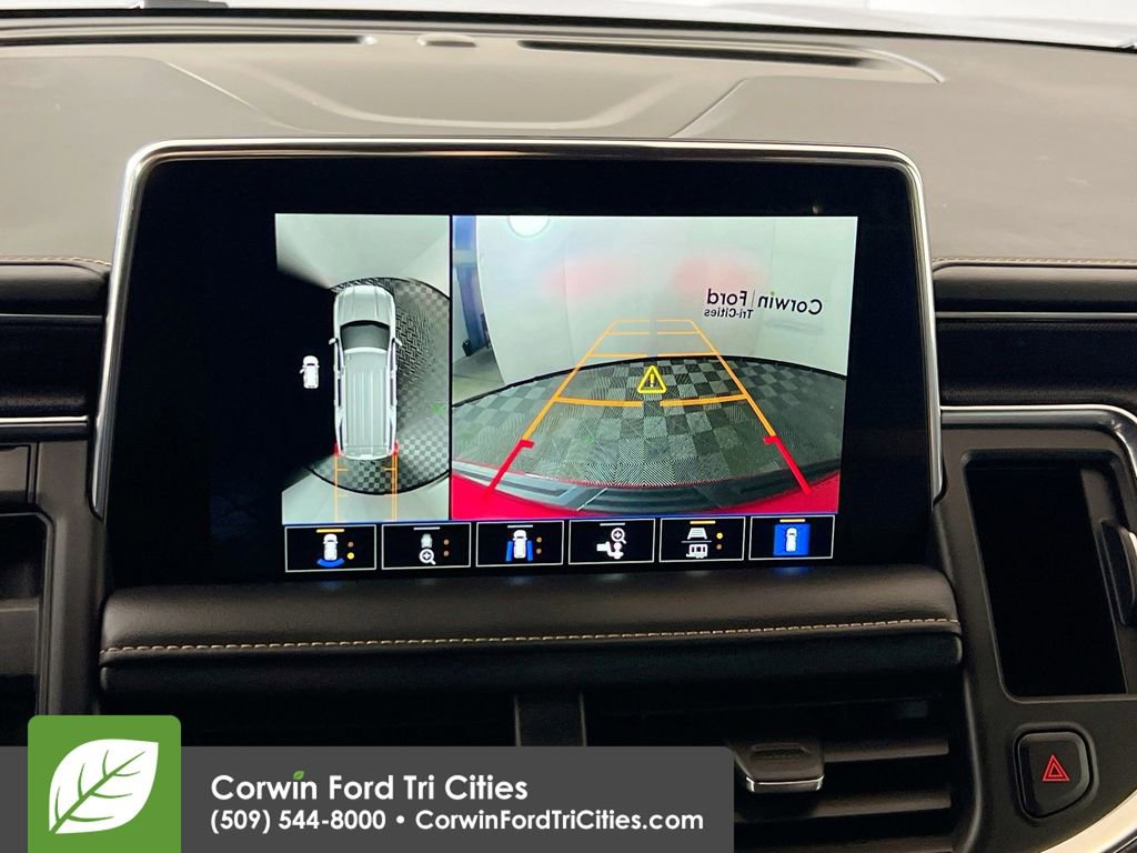 Used 2023 GMC Yukon AT4 w/ Technology Package image 22