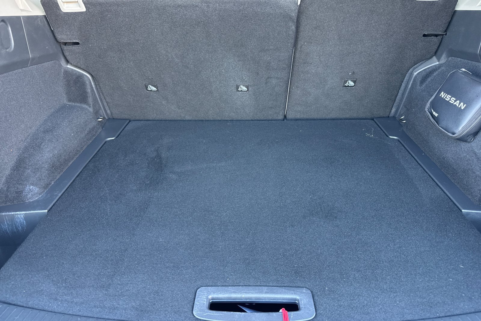 Certified 2024 Nissan Rogue SV w/ SV Premium Package FWD image 18