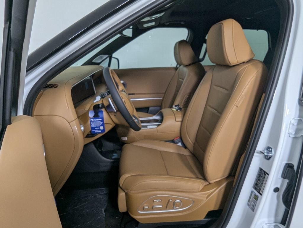 New 2026 Hyundai Palisade Calligraphy FWD image 12
