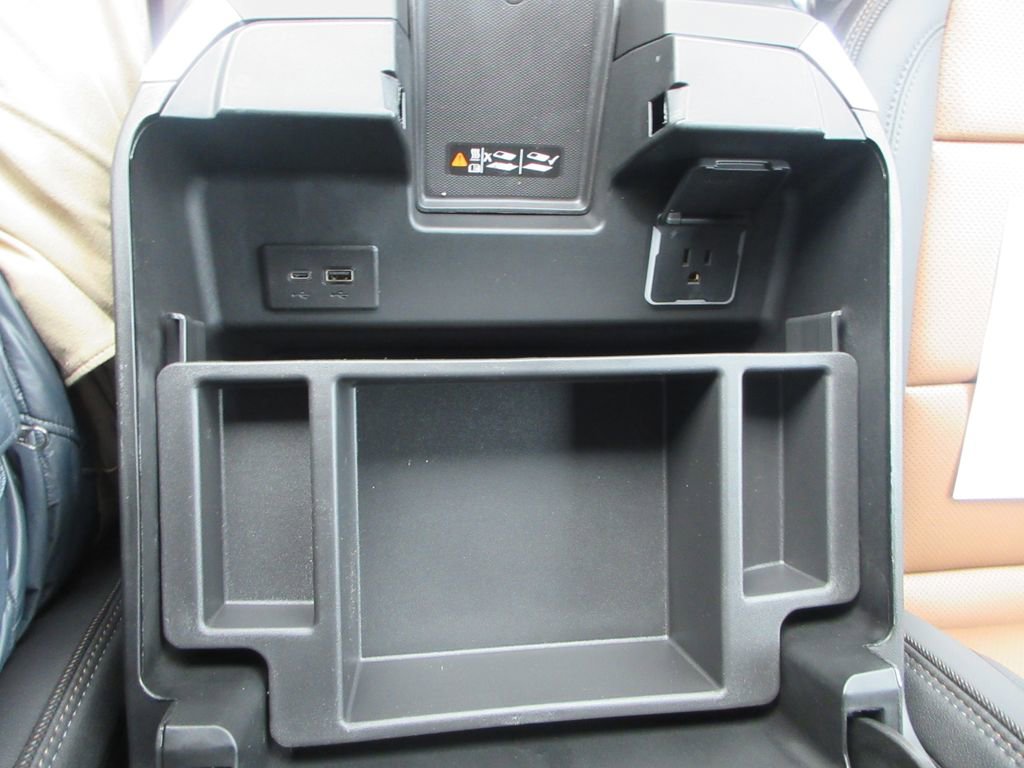 New 2026 Chevrolet Silverado 3500 High Country w/ High Country Premium Package image 33