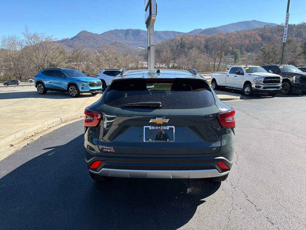 New 2025 Chevrolet Trax LT w/ Driver Confidence Package image 4