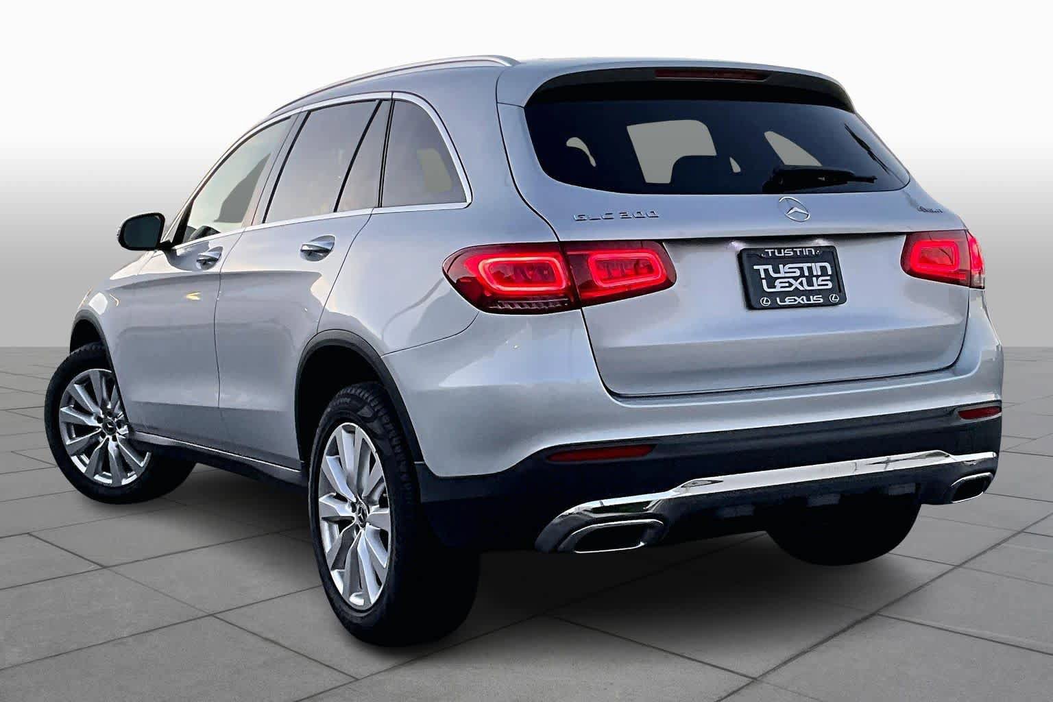 Used 2020 Mercedes-Benz GLC 300 4MATIC image 11