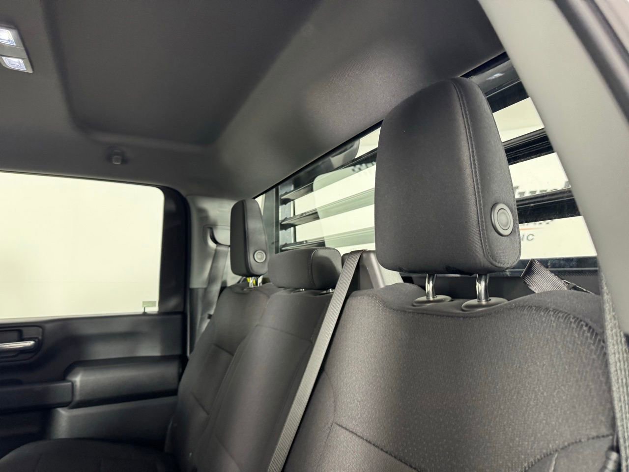 Used 2025 Chevrolet Silverado 3500 W/T image 22