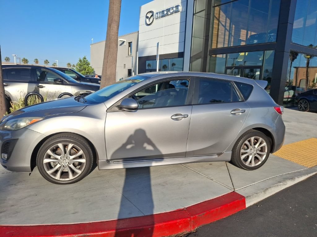 Used 2011 MAZDA MAZDA3 s Grand Touring w/ Tech Pkg FWD image 10