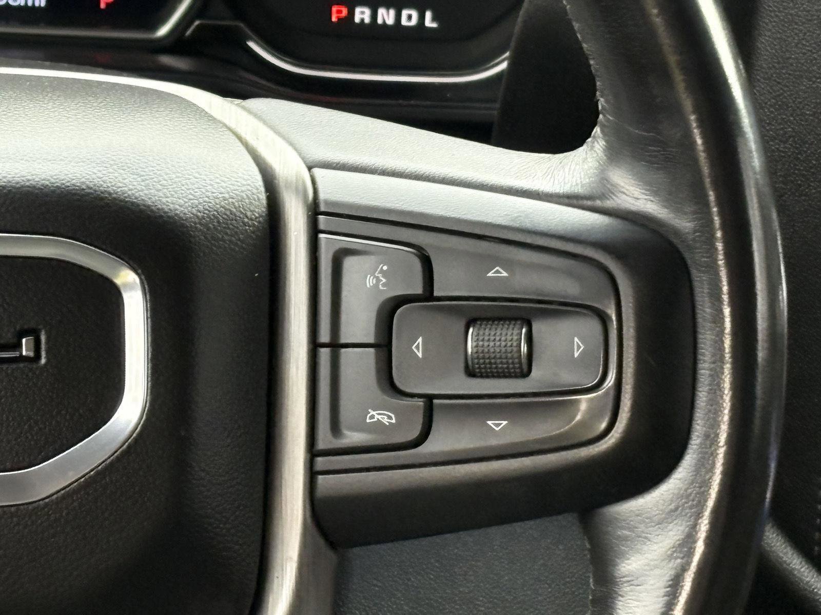 Used 2021 GMC Sierra 3500 Denali w/ Denali Ultimate Package image 12