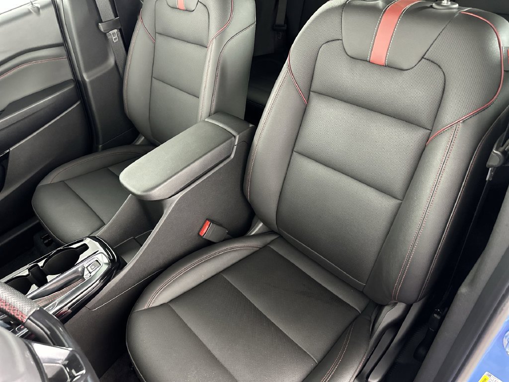 Used 2024 Chevrolet Trax RS w/ Sunroof Package FWD image 23