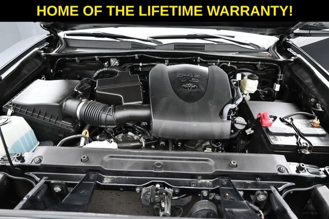 Used 2021 Toyota Tacoma TRD Sport w/ TRD Premium Sport Package AWD/4WD image 50