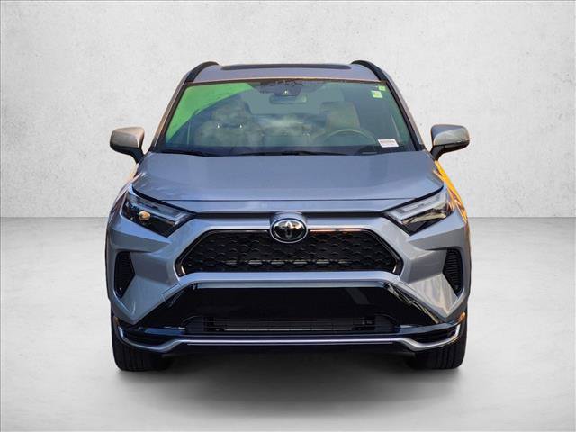 Used 2025 Toyota RAV4 SE w/ Weather & Moonroof Package AWD/4WD image 2