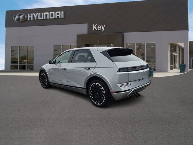 Certified 2023 Hyundai Ioniq 5 Limited w/ Cargo Package image 4