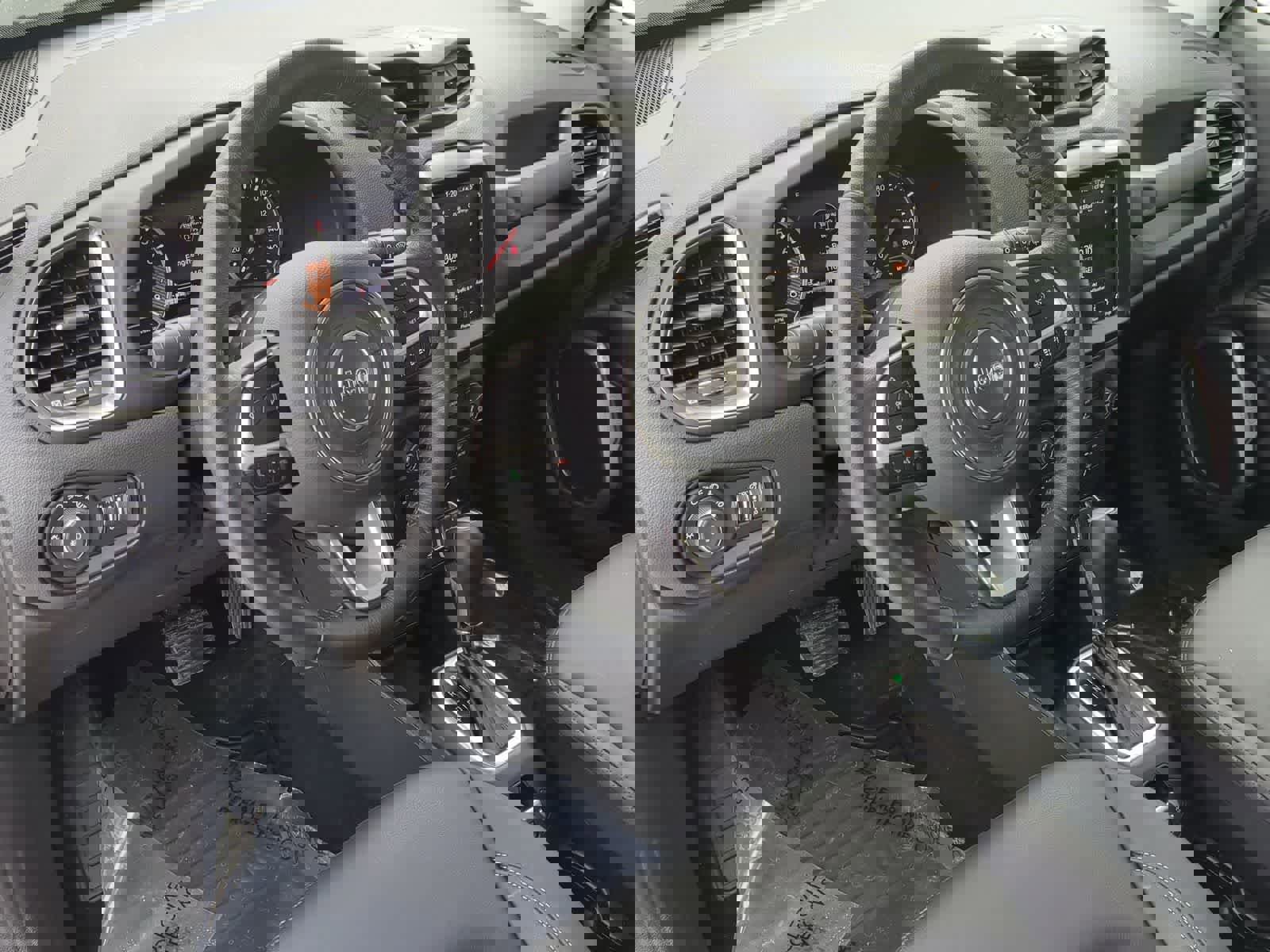 Used 2023 Jeep Renegade Limited image 10