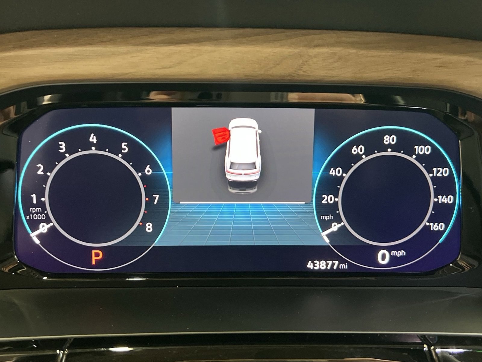 Used 2025 Volkswagen Atlas SE image 14