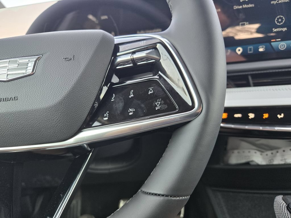 New 2027 Cadillac Optiq Luxury AWD/4WD image 19