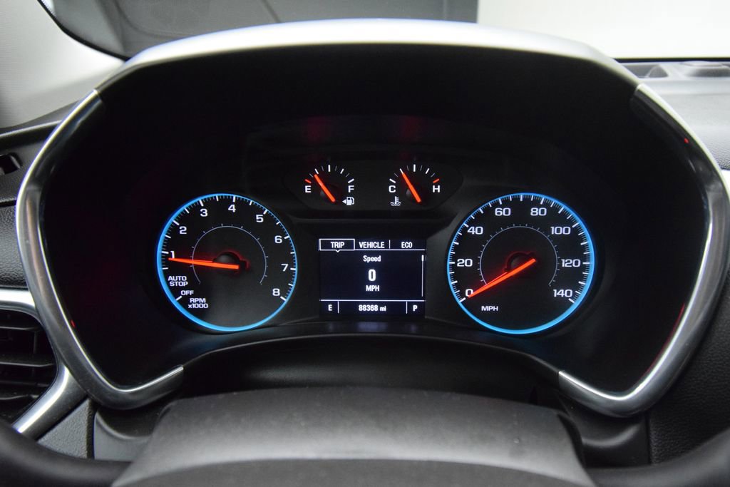 Used 2018 Chevrolet Equinox LT FWD image 19