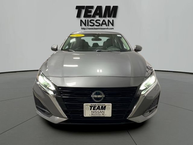 Certified 2023 Nissan Altima 2.5 SV w/ SV Premium Package AWD/4WD image 2