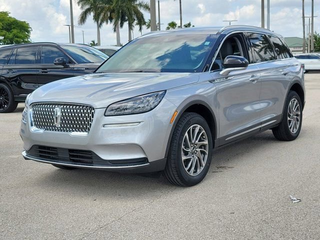 Certified 2022 Lincoln Corsair FWD image 3