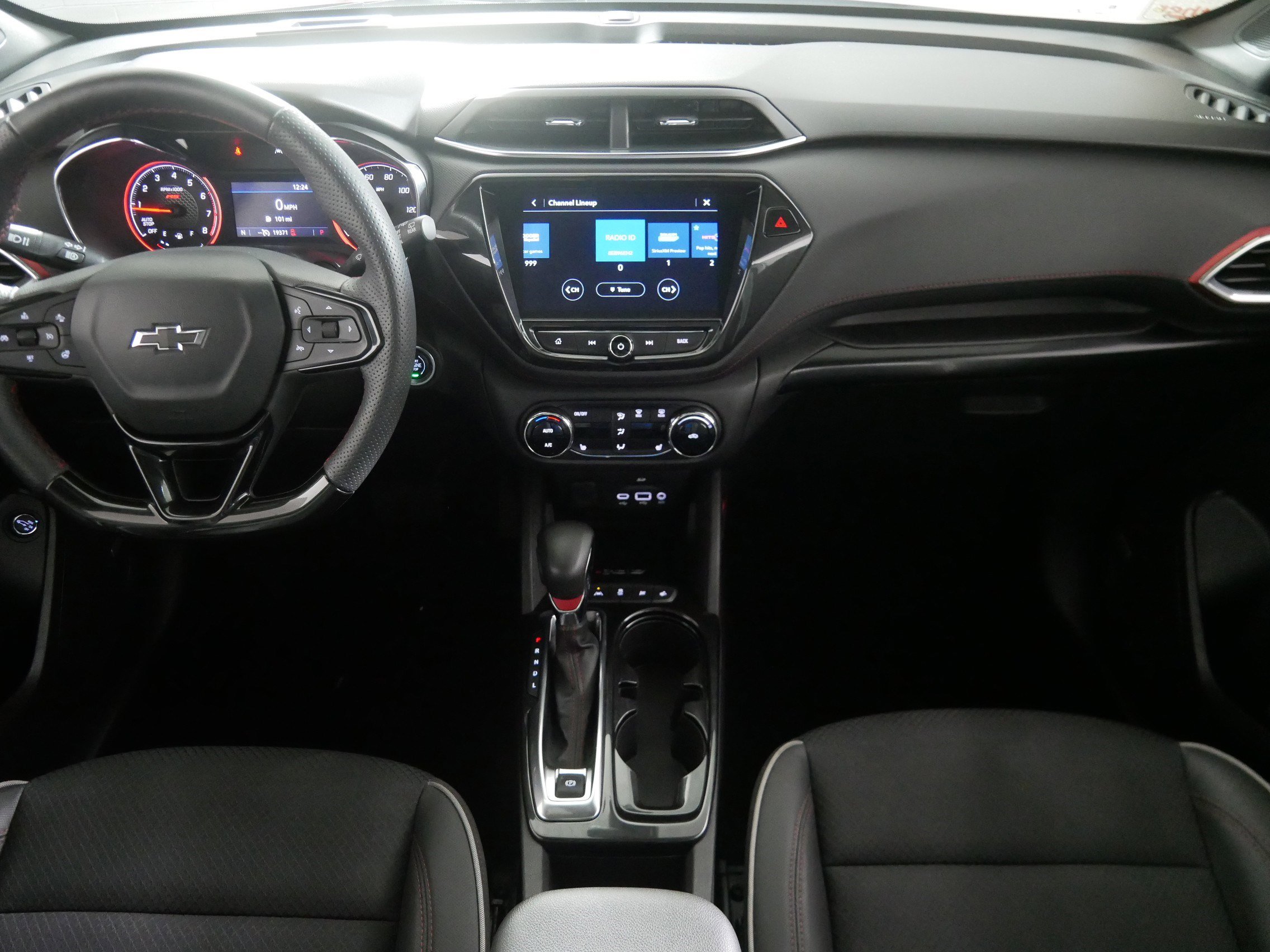 Certified 2023 Chevrolet TrailBlazer RS w/ Sun and Liftgate Package image 10