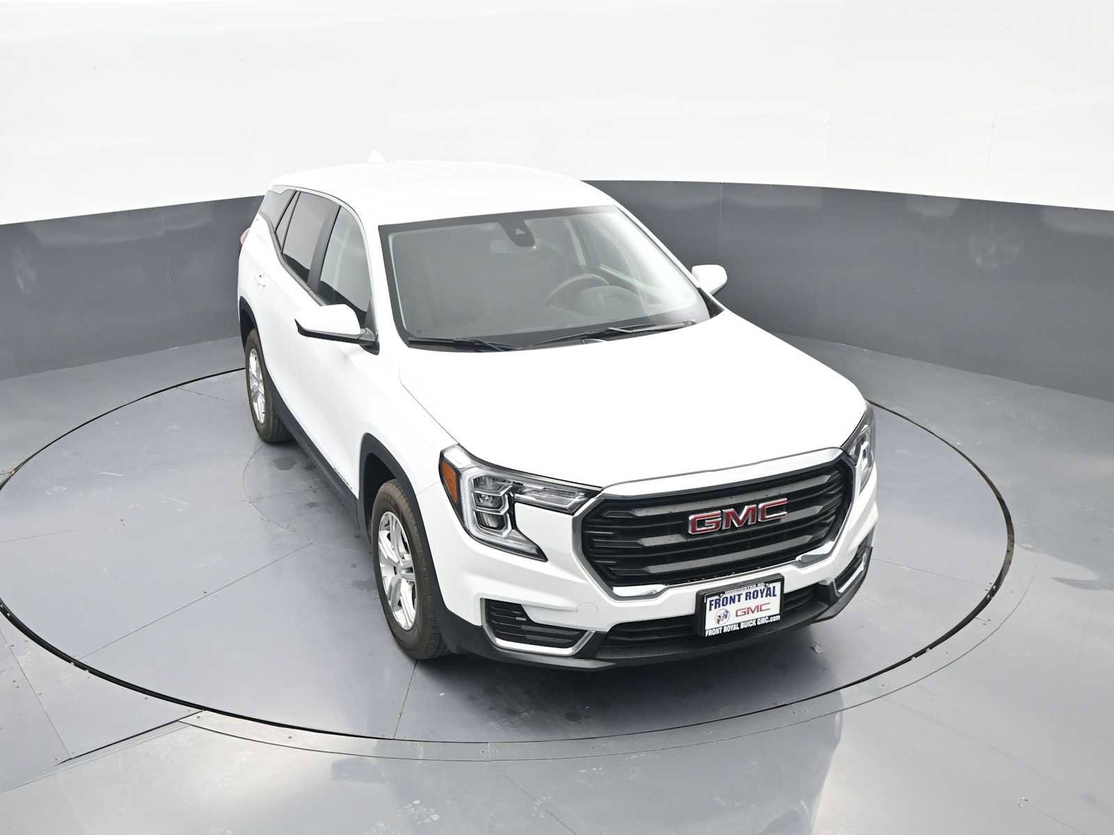 Used 2024 GMC Terrain SLE AWD/4WD image 27