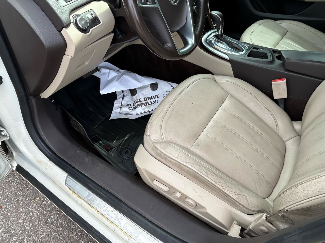 Used 2013 Buick Regal Premium FWD image 10