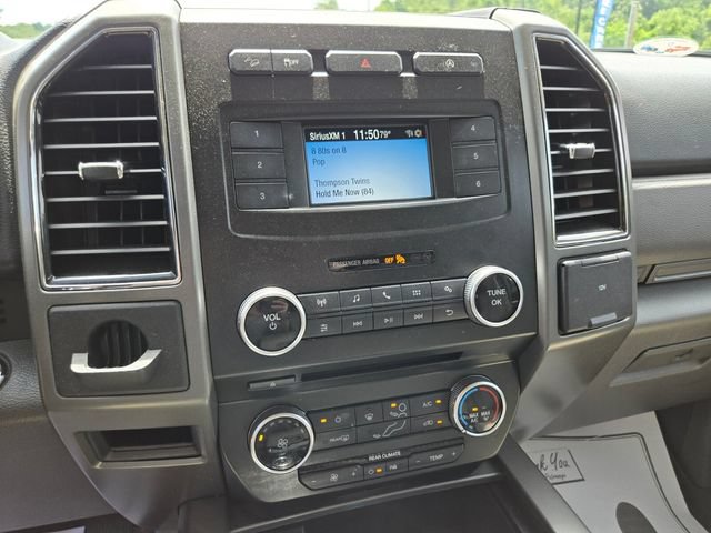Used 2018 Ford Expedition XLT w/ Equipment Group 201A AWD/4WD image 22